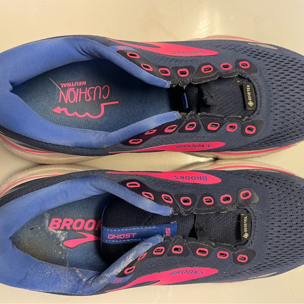 Brooks Ghost Running Shoes - Blue and Pink